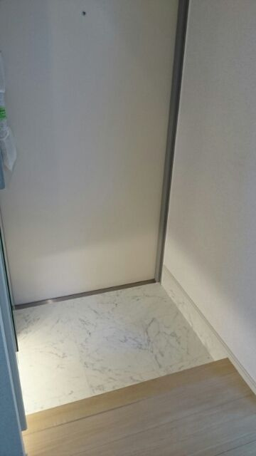 カーサ　プラシードの玄関