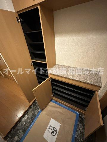 稲城市百村の賃貸マンションの収納