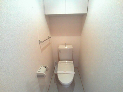 【トイレ】 | グリーンコートB | 別号室参考写真（反転）