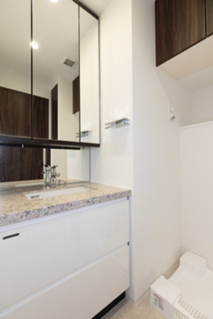 レガシス中目黒の洗面所|※写真は同タイプ住戸です。