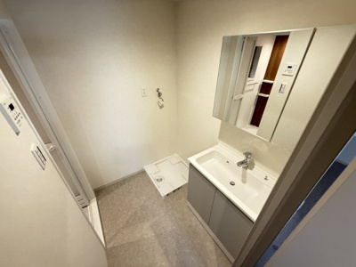 【洗面所】 | グランイニシオ都島