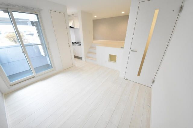 CB与野本町ストリアの居間・リビング