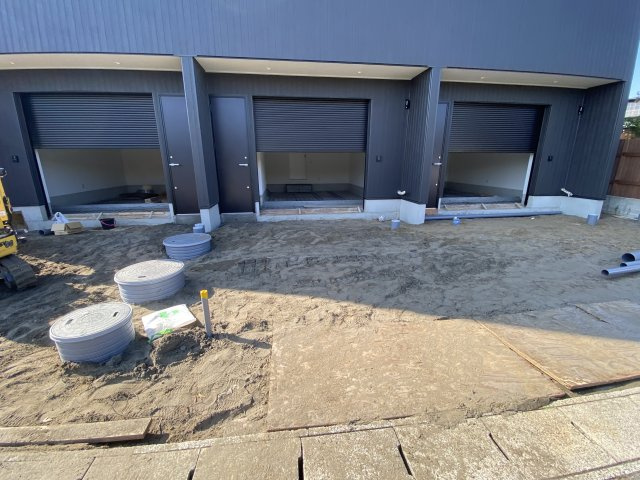 THE GARAGE ICHINOMIYAの駐車場|作業中