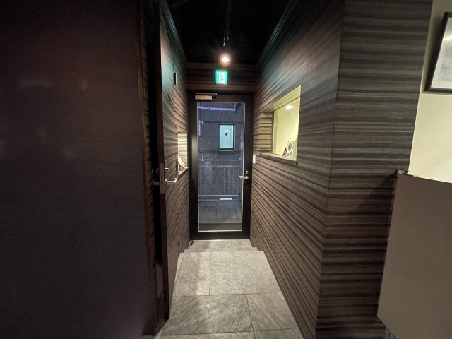 【ロビー】 | 新富町駅2分 CENTER VILLAGE 6階 13.63坪 飲食店居抜き