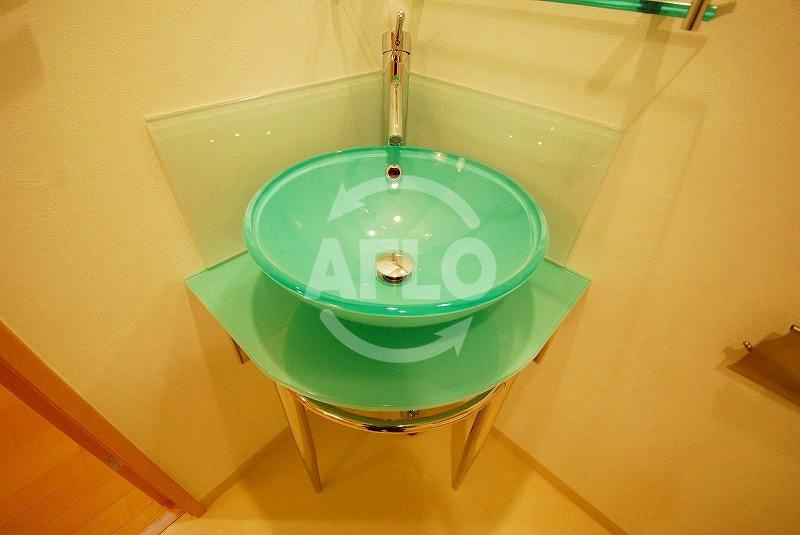 セレニテ日本橋ESTの洗面所|セレニテ日本橋EST　おしゃれな洗面台