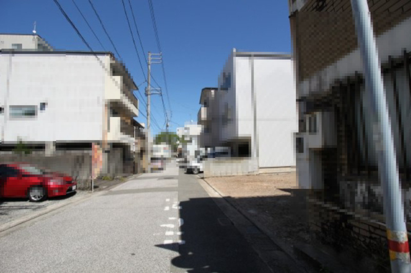 与力町　新築戸建①の前面道路含む現地写真|北側　公道　5.6m　接面10.3ｍ