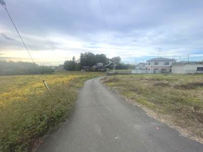 【前面道路含む現地写真】 | 桜川市真壁町下谷貝238坪売地