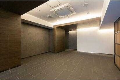 アスール両国のロビー