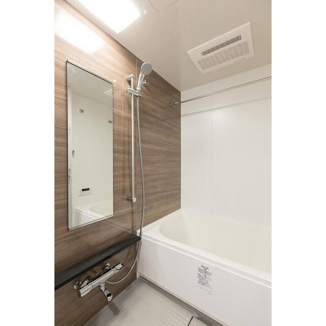 アスール両国の浴室