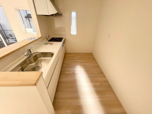 長野市稲里町中央第１のその他|家族の会話が弾む開放的なカウンターキッチンです♪