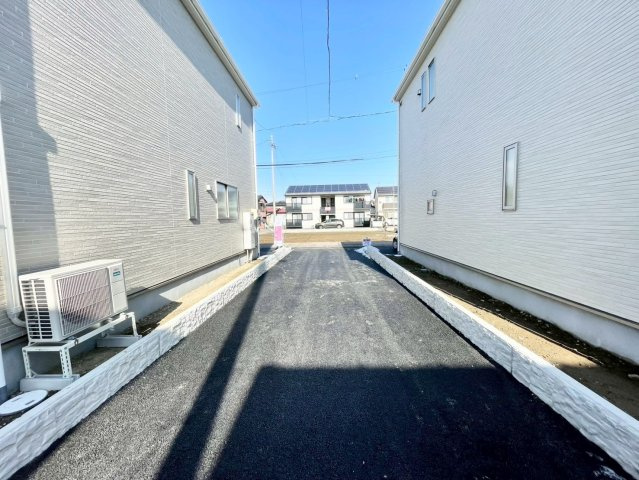 長野市稲里町中央第１の前面道路含む現地写真