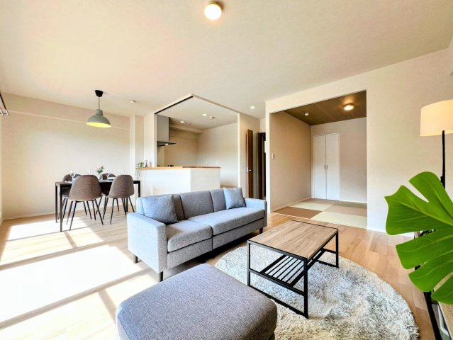 セルヴィオ３番館の居間・リビング|リビングダイニング