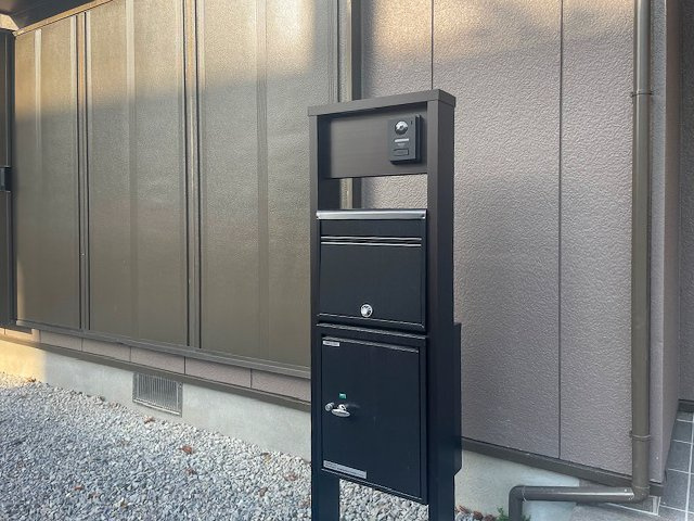 鈴鹿市桜島町5丁目の設備|インターホン、ポスト