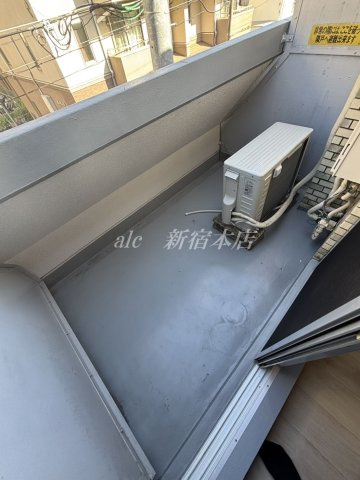 テイジン荻窪スカイレジテルのバルコニー