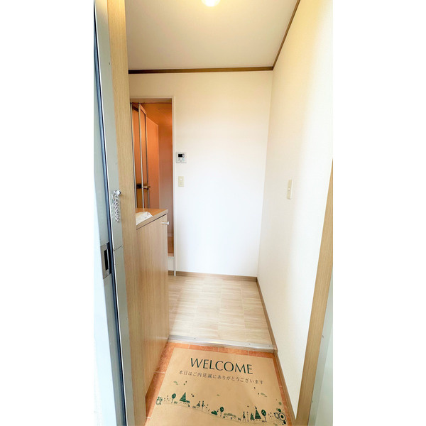 ライネスハイムの玄関