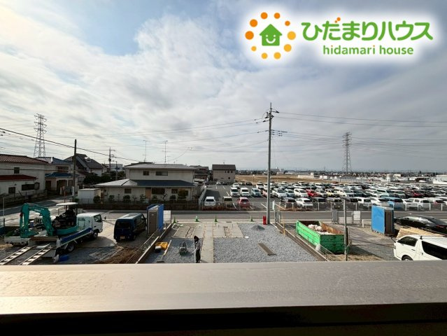 行田市前谷　第3期　新築一戸建て　ワイウッドコート　04の展望|バルコニーからは、周辺の穏やかな住宅街を見渡すことができます！
高い建物がないため空が広く感じられ、開放感は格別です(-ω-)/