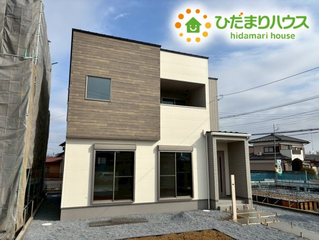 行田市前谷　第3期　新築一戸建て　ワイウッドコート　04の外観|コンビニまで徒歩6分！急なお買い物の際も便利◎