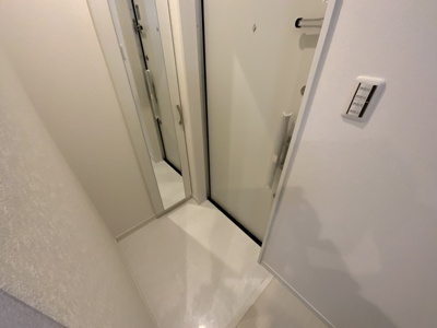 【玄関】 | STEADY下新庄 | シューズボックスのある物件です。