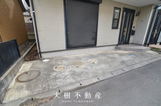 【駐車場】