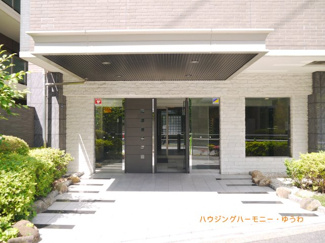 【エントランス】 | 清廉とされたエントランスになっています。