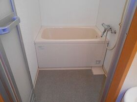 ルピナス・コートの浴室