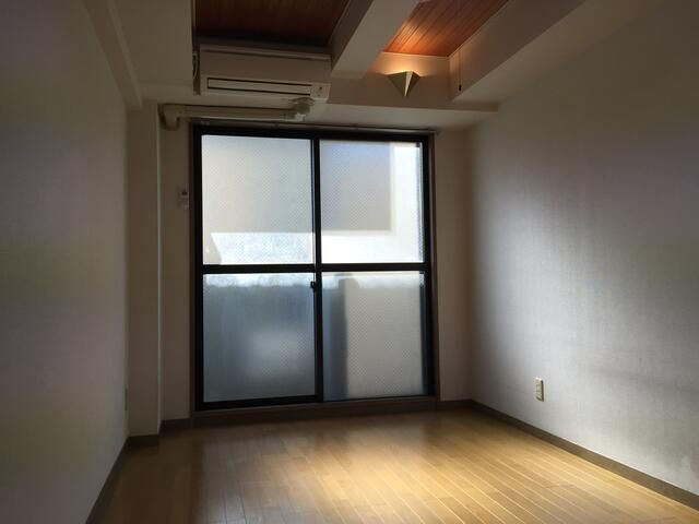 Ｉ．ＴＥＲＲＡＣＥの居間・リビング