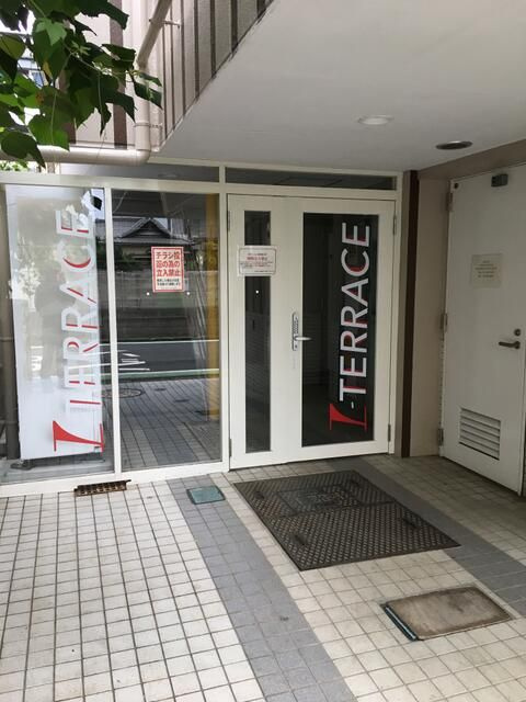 Ｉ．ＴＥＲＲＡＣＥのエントランス