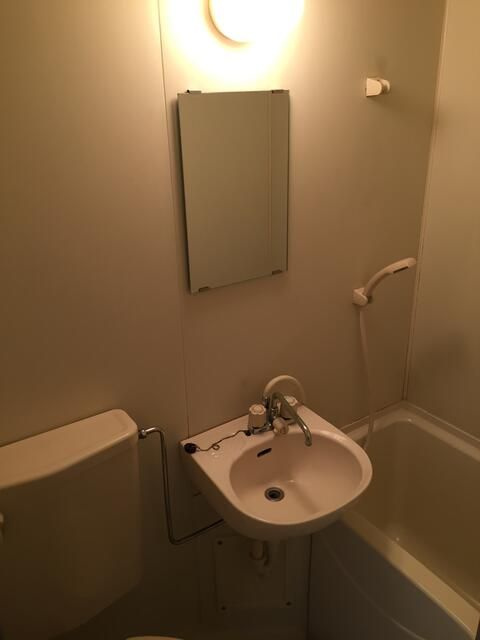 Ｉ．ＴＥＲＲＡＣＥの浴室