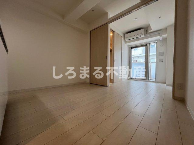 コンフォリア・リヴ谷町九丁目ソルテラスの居間・リビング