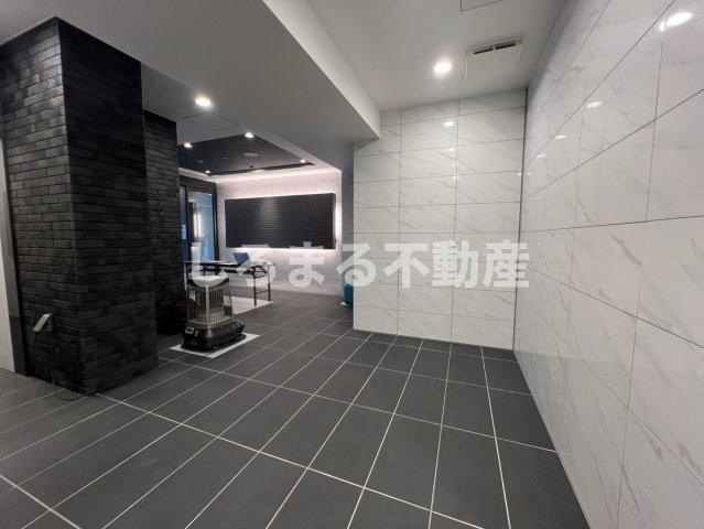 コンフォリア・リヴ谷町九丁目ソルテラスのロビー