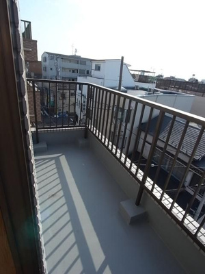 【バルコニー】 | ビュハイツ十条