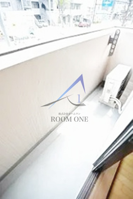 サンテミリオン旗の台のバルコニー|バルコニーです。