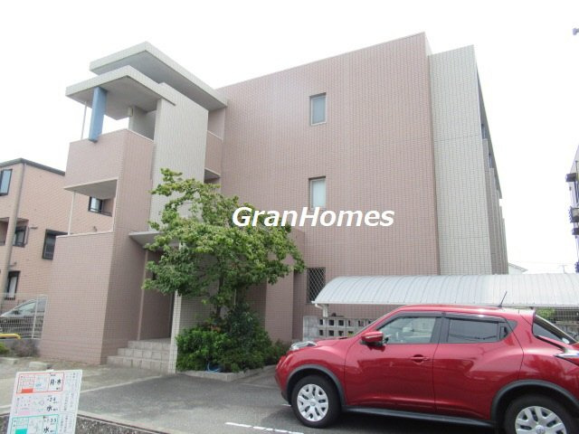 ラ・パルスの外観