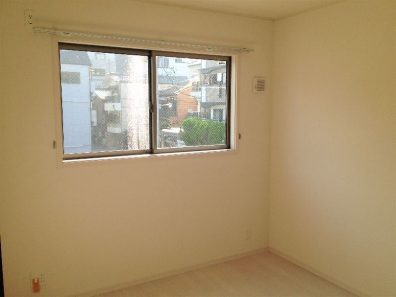 スプリング・ソナタの寝室