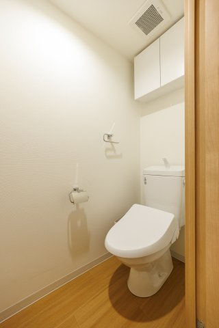 【防音マンション】プロス千歳烏山 らしくらすのトイレ|シンプルで使いやすいトイレです