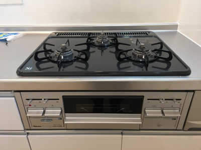 【キッチン】 | プロローグ西吹 | 3口コンロ　グリル付きです♪