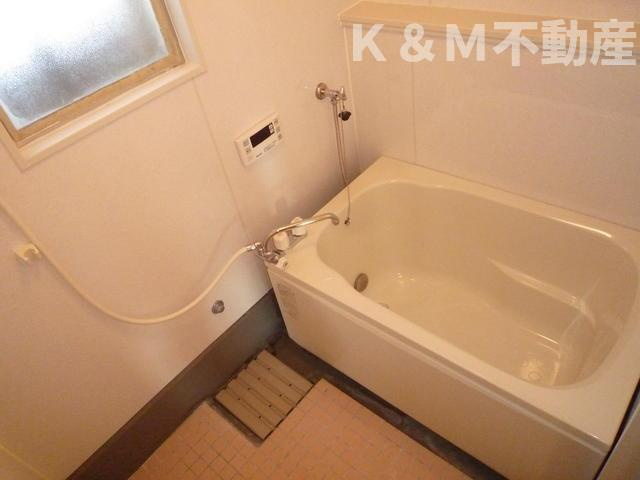 ハイム柏洋の浴室|日々の疲れを癒すお風呂付です