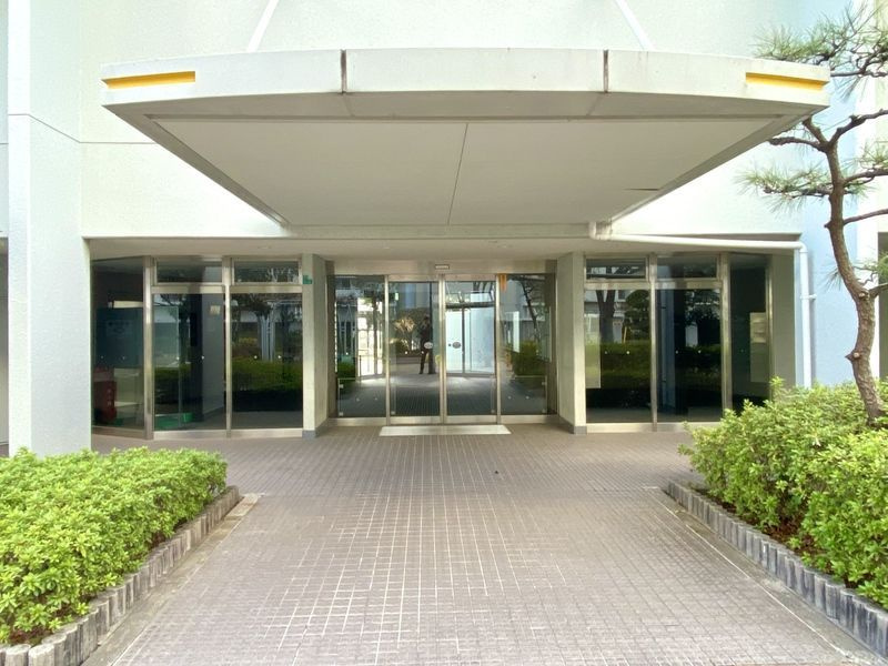 南港フローラルハイツ22号棟 22のエントランス