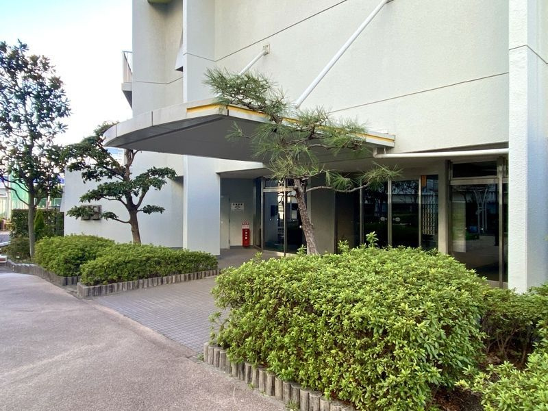 南港フローラルハイツ22号棟 22のロビー