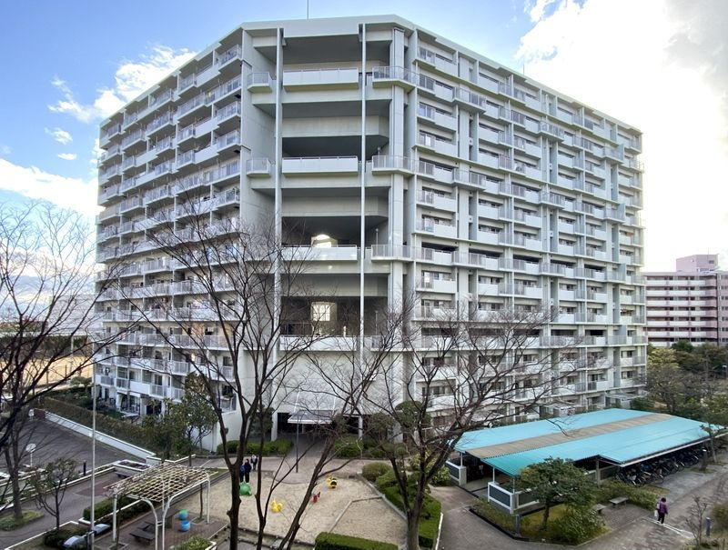 南港フローラルハイツ22号棟 22