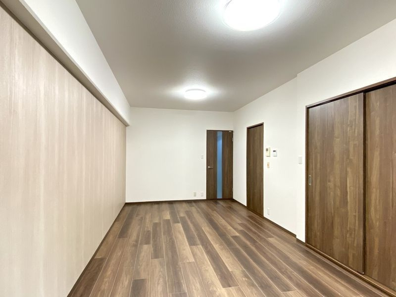 南港フローラルハイツ22号棟 22の洋室