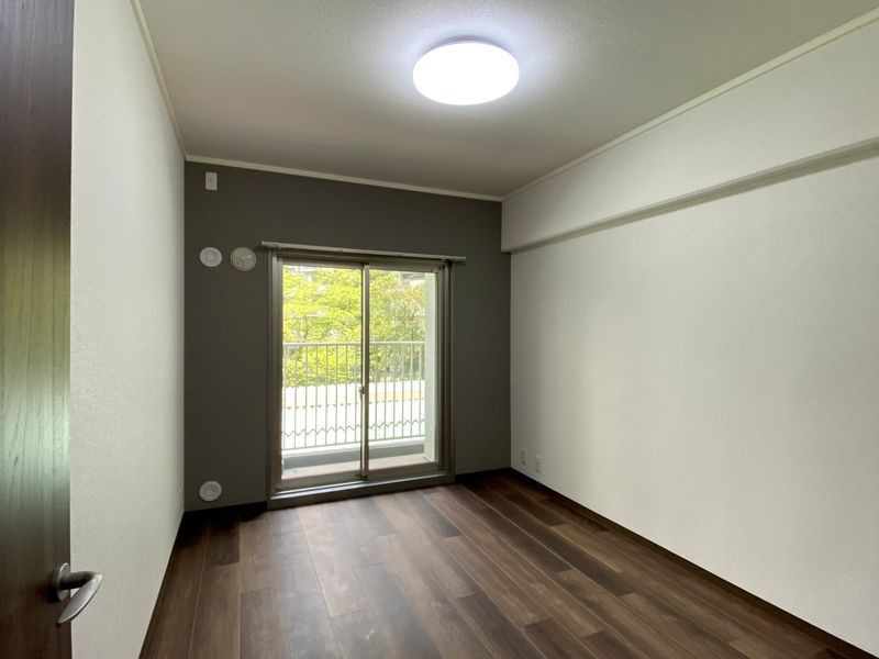 南港フローラルハイツ22号棟 22のバルコニー