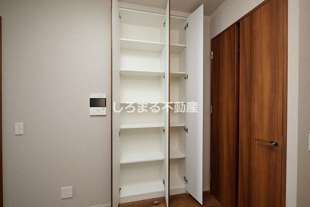 クレヴィアタワー御堂筋本町の収納