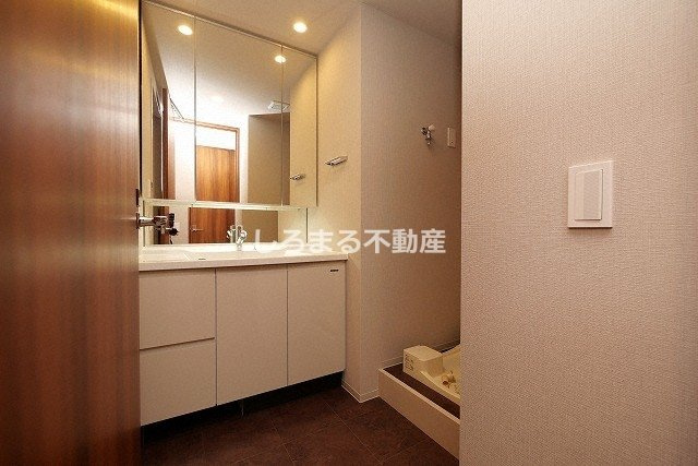 クレヴィアタワー御堂筋本町の洗面所