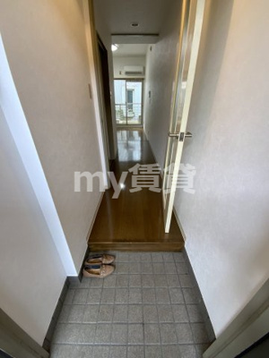 【玄関】 | ラ・プラージュⅤ