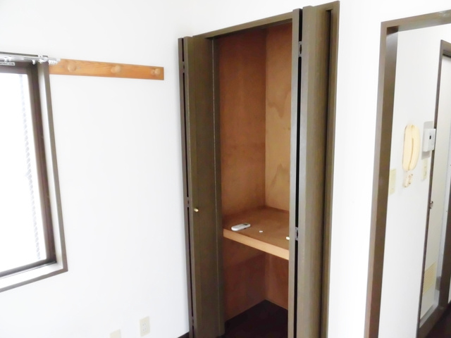 フラワーマンションの収納|クローゼットです☆