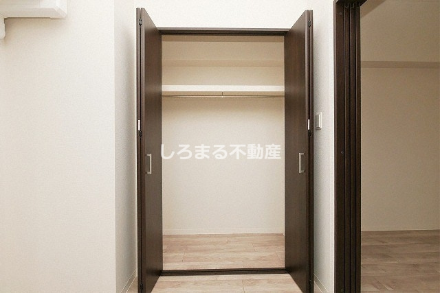 ラクラス堺筋本町の収納