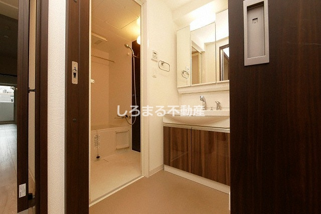 ラクラス堺筋本町の浴室