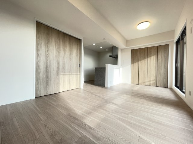 藤和ハイタウン西宮の居間・リビング