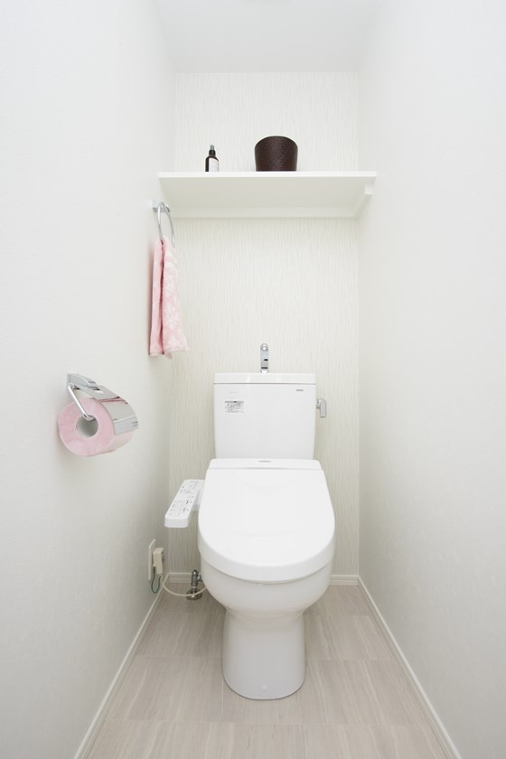 エンクレストベイサイド通りのトイレ|ゆったりとした空間のトイレです